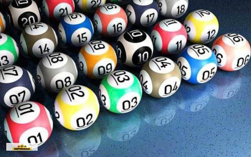 Lottery Vanity Femme - Choosing Numbers and Confirming a Ticket Lottery Vanity Femme - Choosing Numbers and Confirming a Ticket